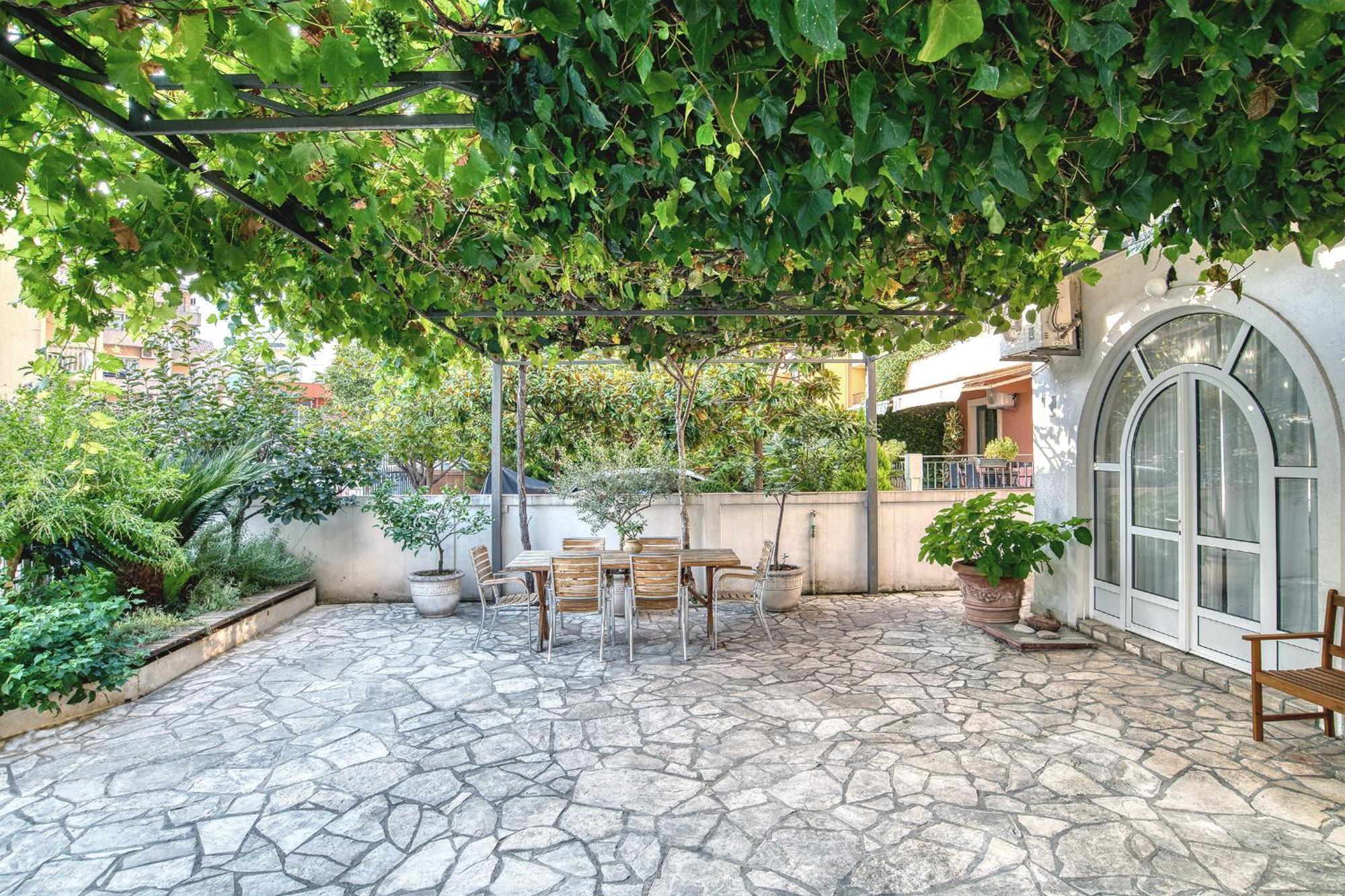 Sun Guest House Budva Exteriér fotografie