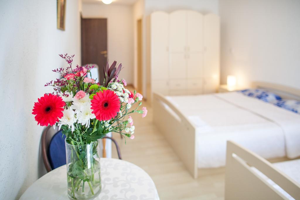 Sun Guest House Budva Pokoj fotografie